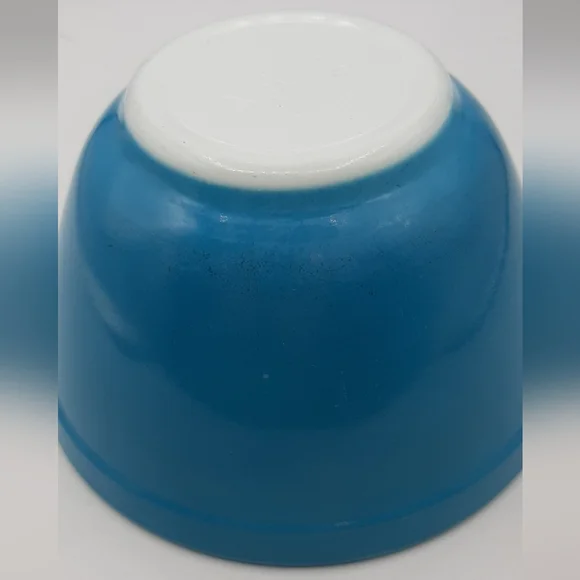 Vintage PYREX Primary Colors Nesting Mixing Bowls Set of 4 with 401 402 403 404 - Picture 15 of 16